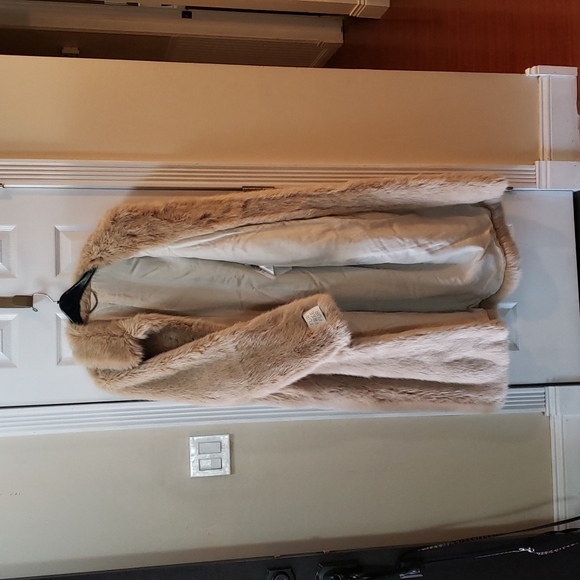 Stella McCartney Jackets & Blazers - Stella McCartney Blinman fur free fur coat size us12 (it46)